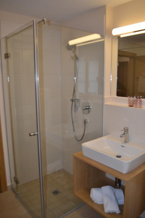 Hotel Gasthof Tirolerwirt Bischofshofen Phòng bức ảnh